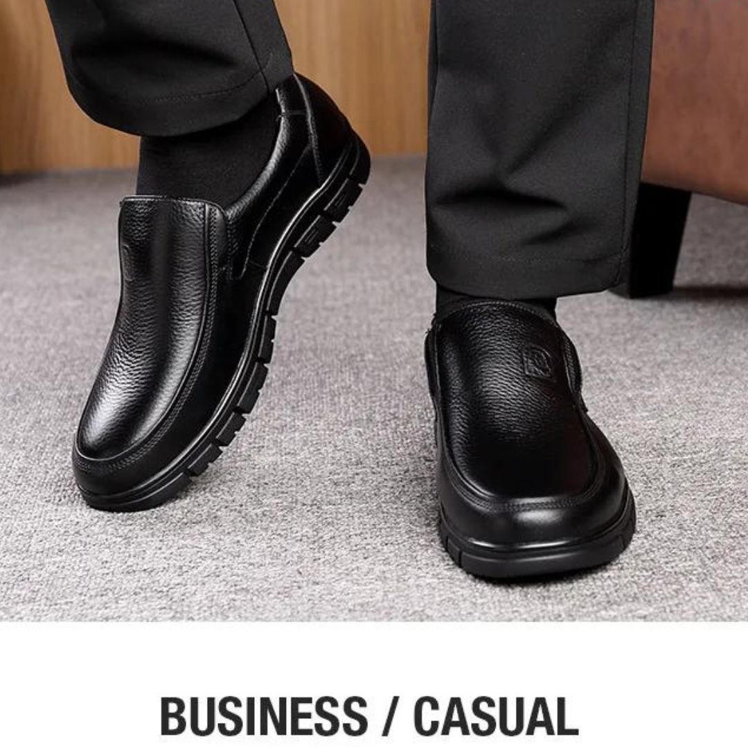 REGAL™ | Men's Supportive Walking Shoes